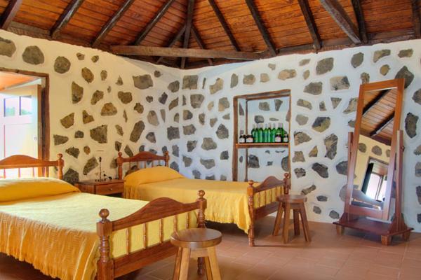 Holidaynorthtenerife Casa Rural Montiel Icod De Los Vinos Room photo