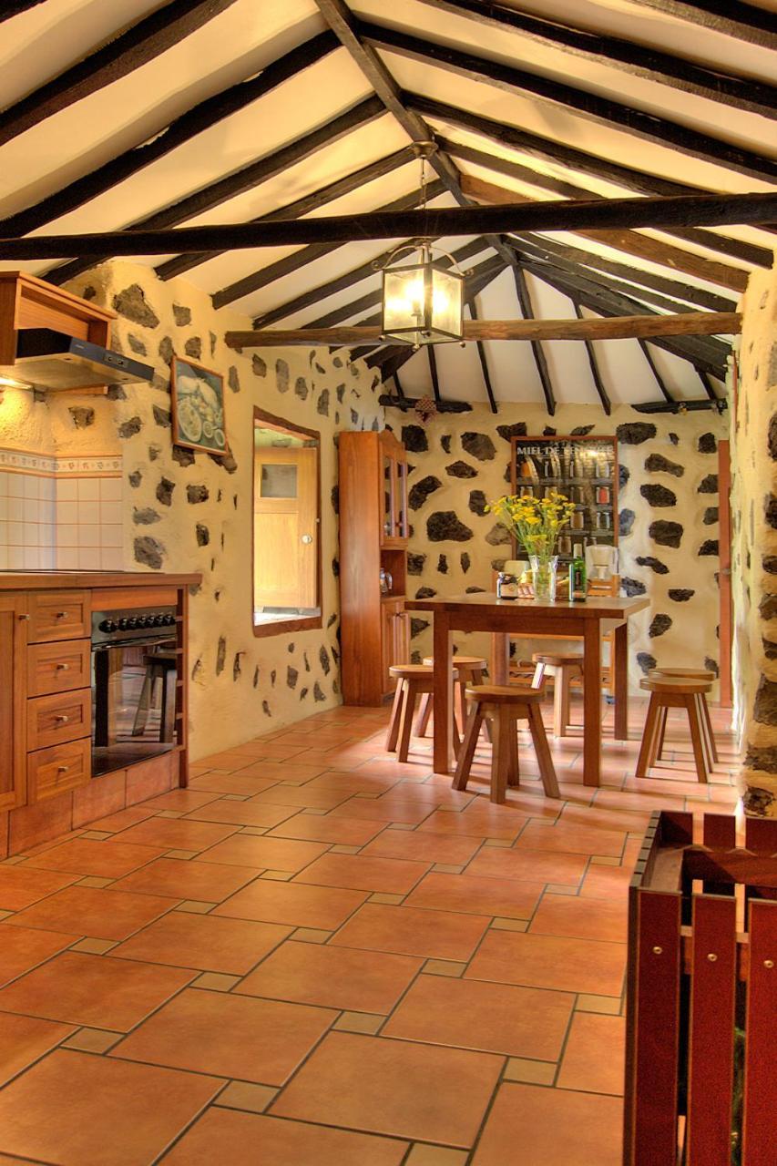 Holidaynorthtenerife Casa Rural Montiel Icod De Los Vinos Exterior photo